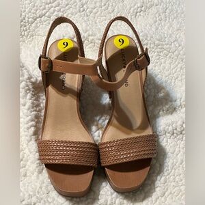 Lucky Brand wedges size 9